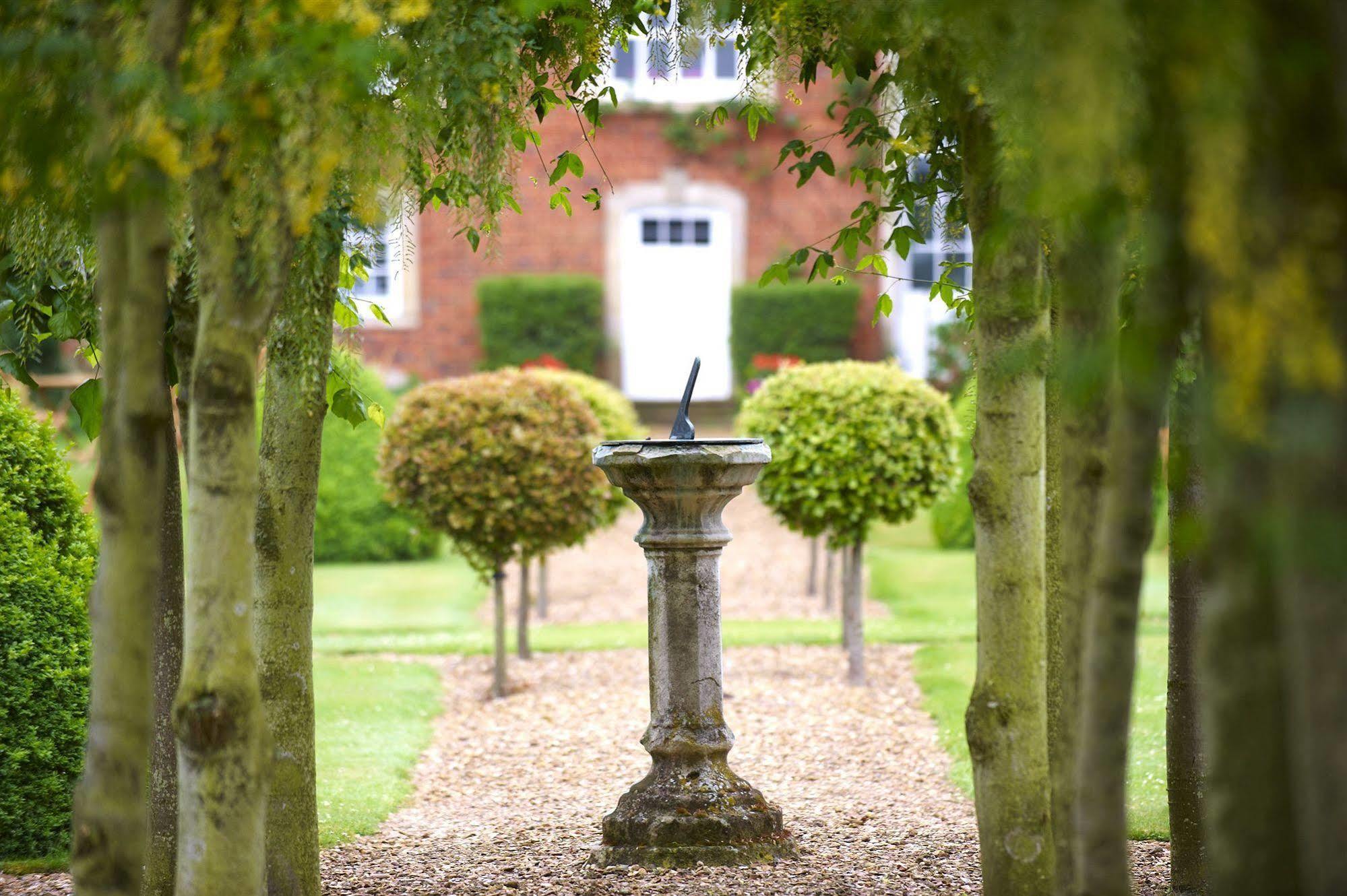 Hotel Chicheley Hall Exterior foto