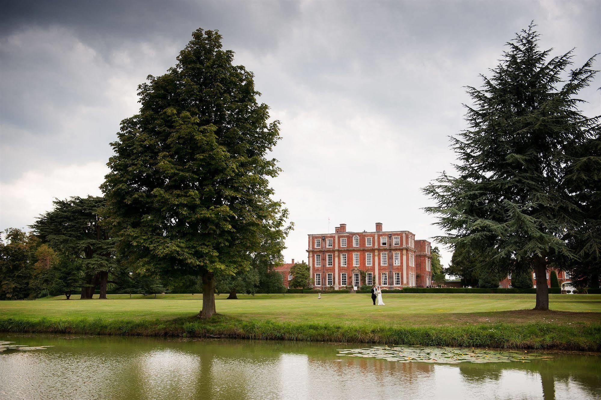 Hotel Chicheley Hall Exterior foto